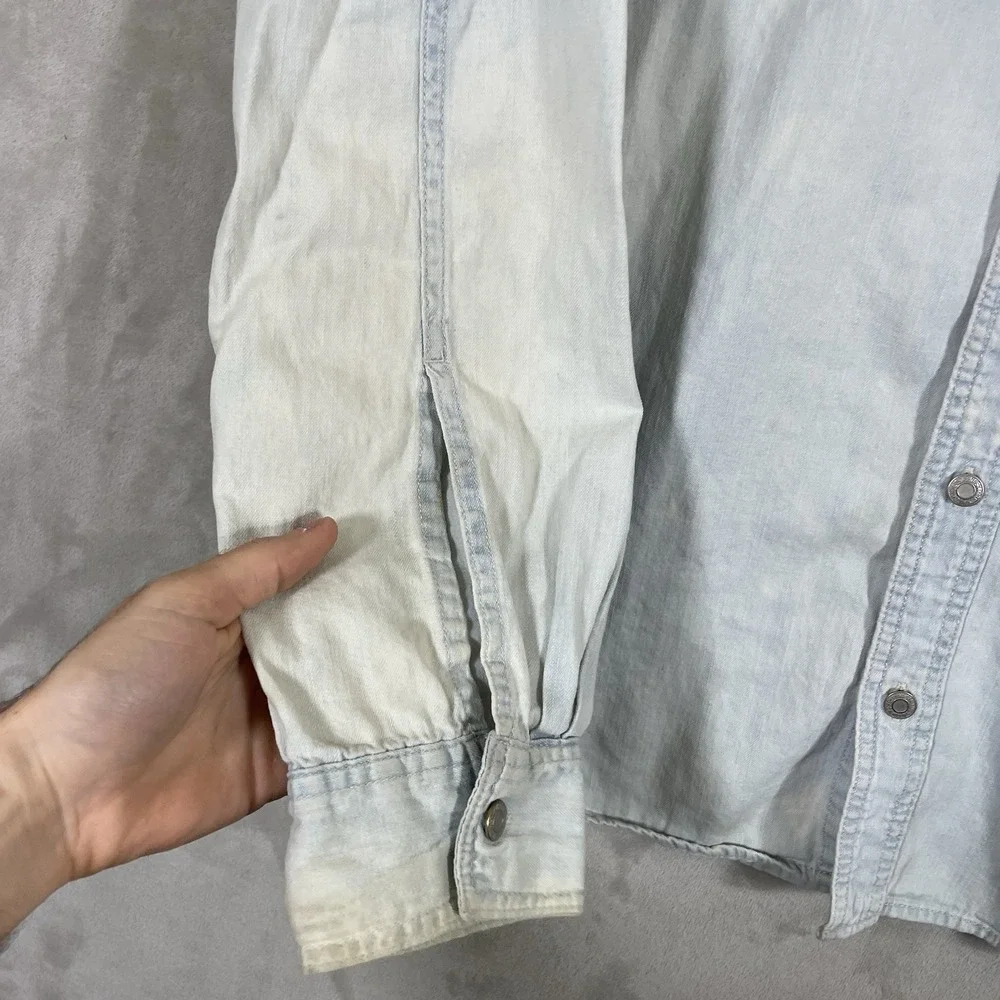 Vintage Levis Shirt Mens XL Blue Denim Jean Metal Button Up Faded Utility Work